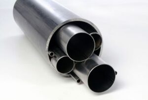 Durable silver-colored stainless steel pipes for industrial and commercial applications